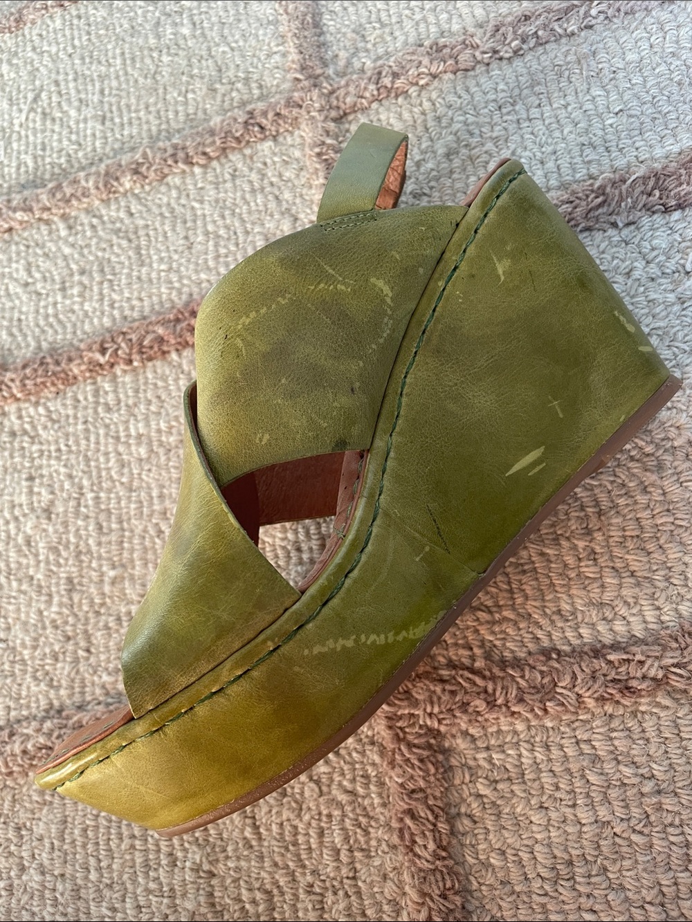 Born Olive Green Leather Wedge Straps Slingbacks Sandals Size 9 - Picture 9 of 14